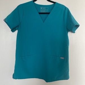 Figs Casma Three-Pocket Scrub Top